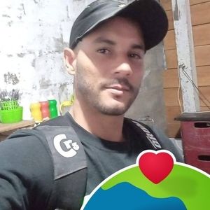 Meet your Posher, Luis rafael